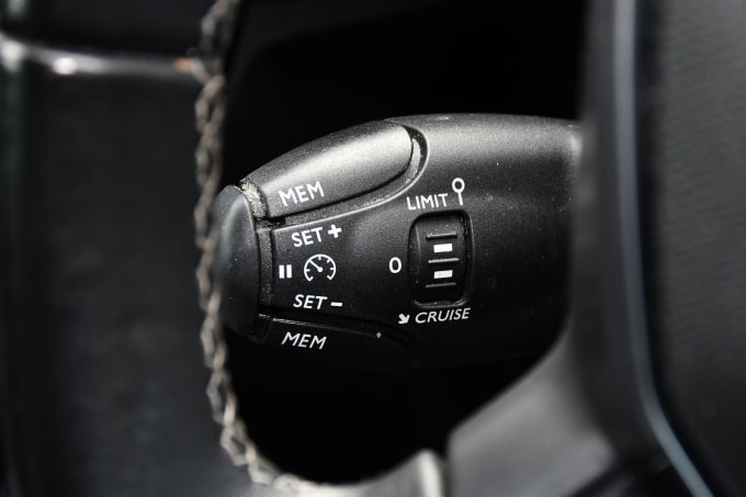 2020 Peugeot 3008