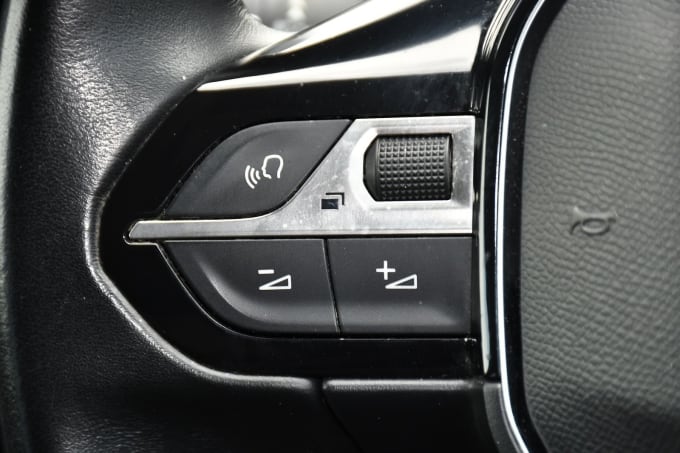 2020 Peugeot 3008