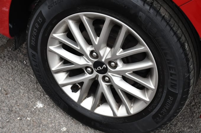 2023 Kia Rio
