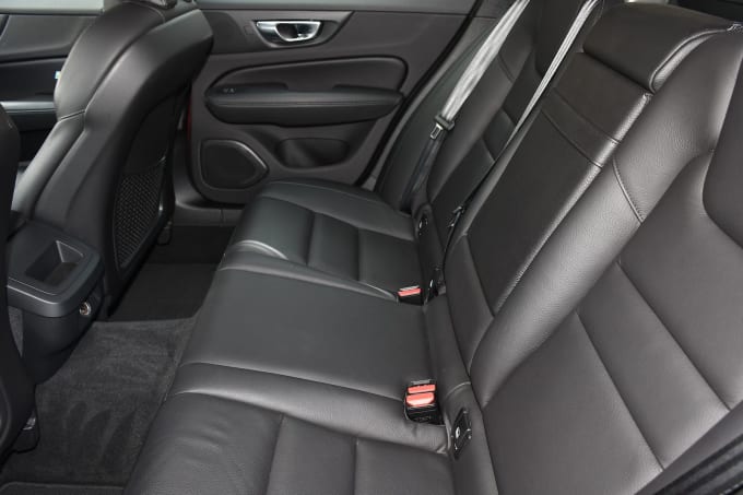 2020 Volvo V60
