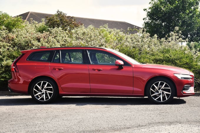 2020 Volvo V60