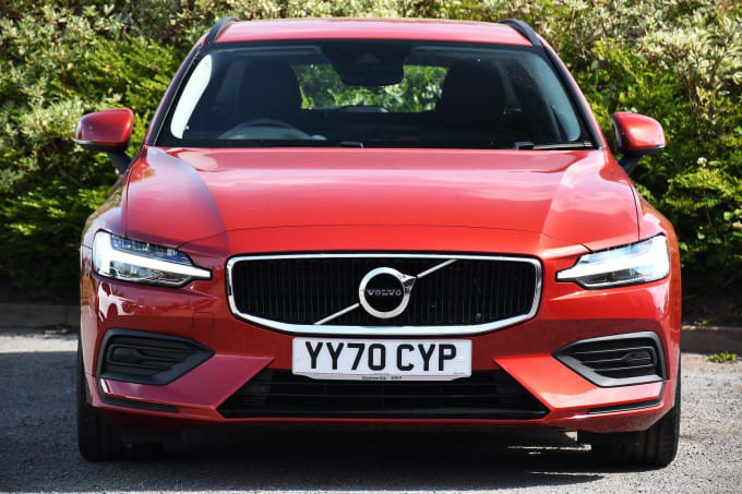 2020 Volvo V60