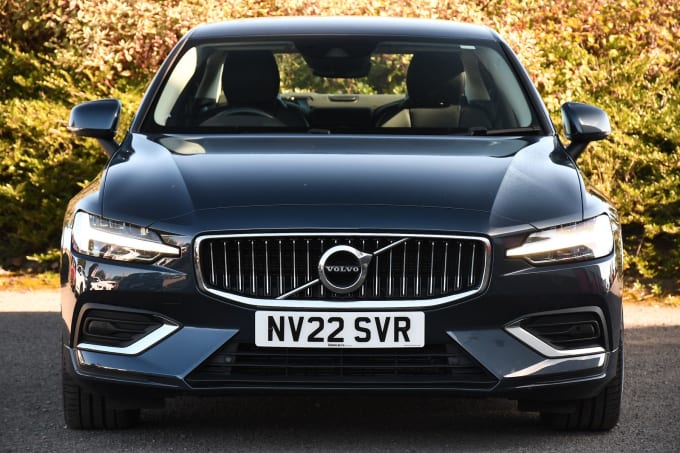 2022 Volvo S60