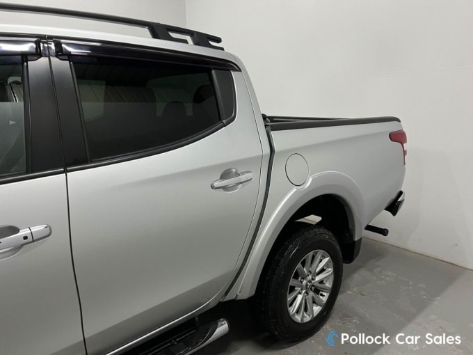 2025 Mitsubishi L200