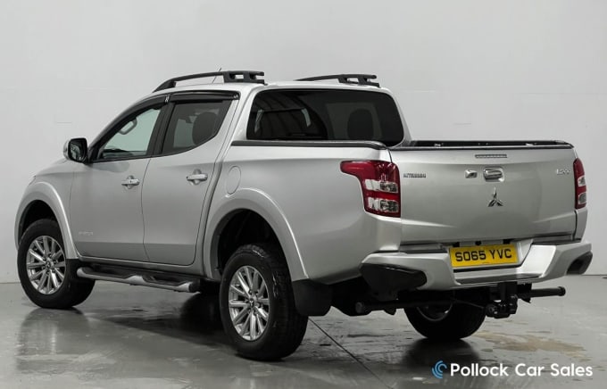 2025 Mitsubishi L200