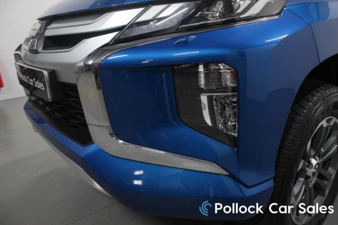 2025 Mitsubishi L200