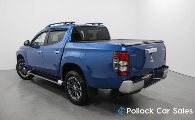 2025 Mitsubishi L200