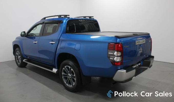 2025 Mitsubishi L200