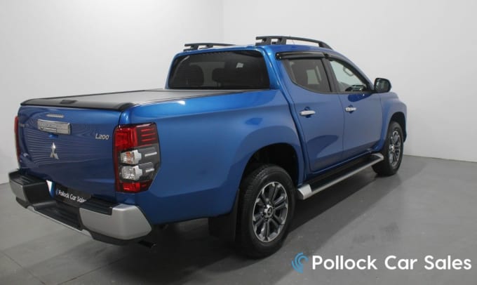 2025 Mitsubishi L200