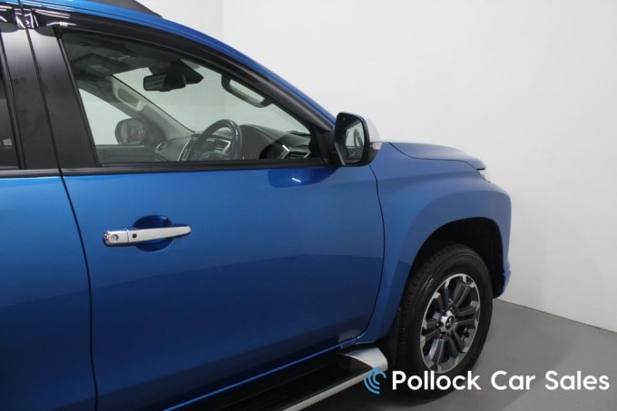 2025 Mitsubishi L200