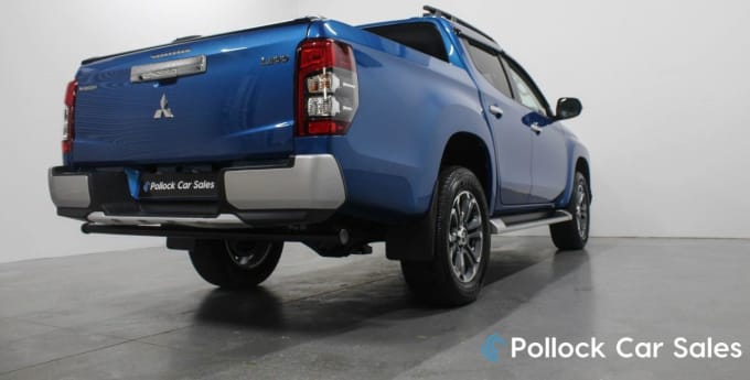 2025 Mitsubishi L200
