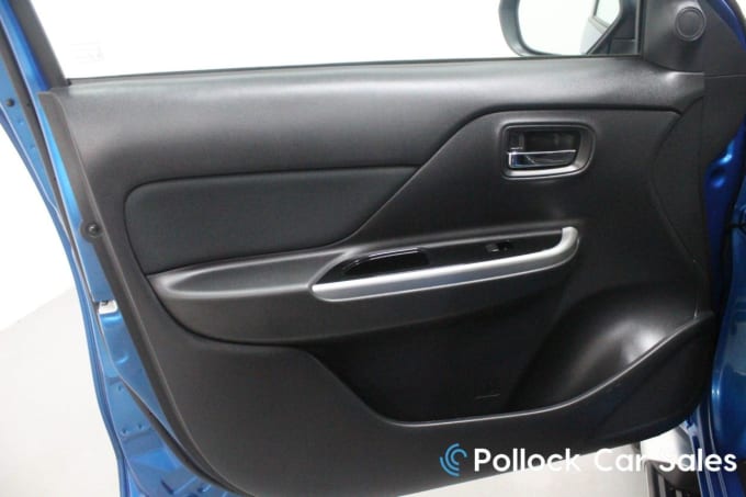 2025 Mitsubishi L200