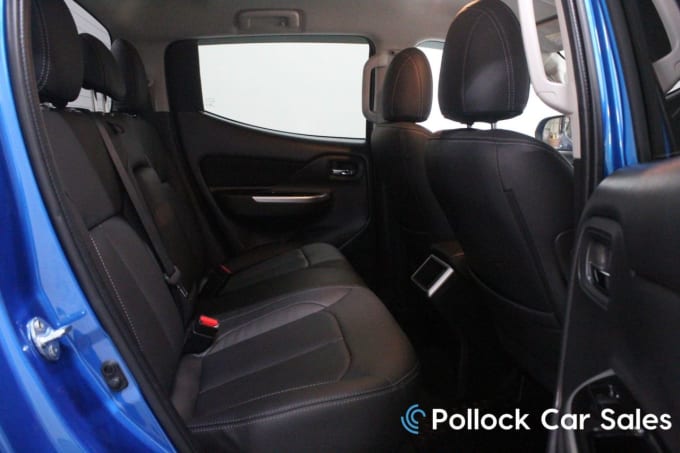 2025 Mitsubishi L200