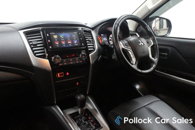 2025 Mitsubishi L200