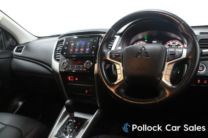 2025 Mitsubishi L200