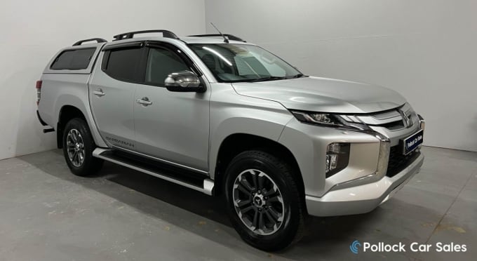 2025 Mitsubishi L200