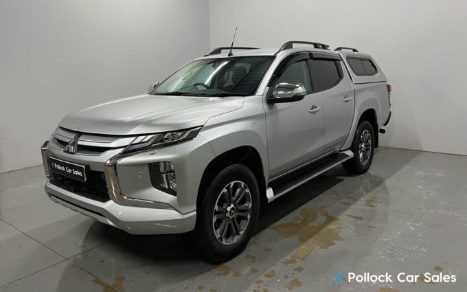 2025 Mitsubishi L200