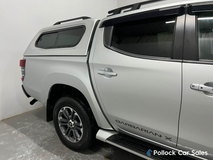 2025 Mitsubishi L200