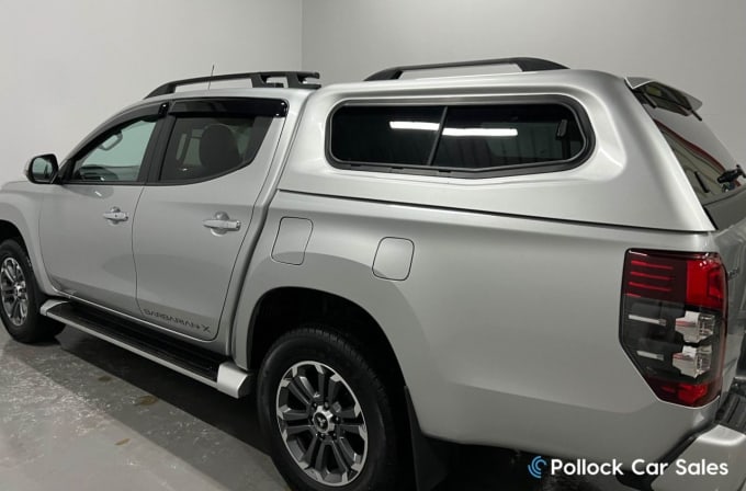 2025 Mitsubishi L200