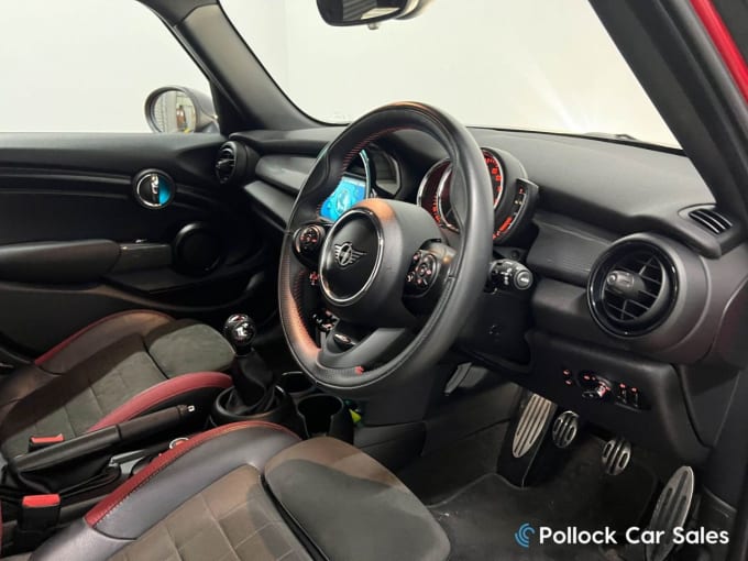 2025 Mini Hatch