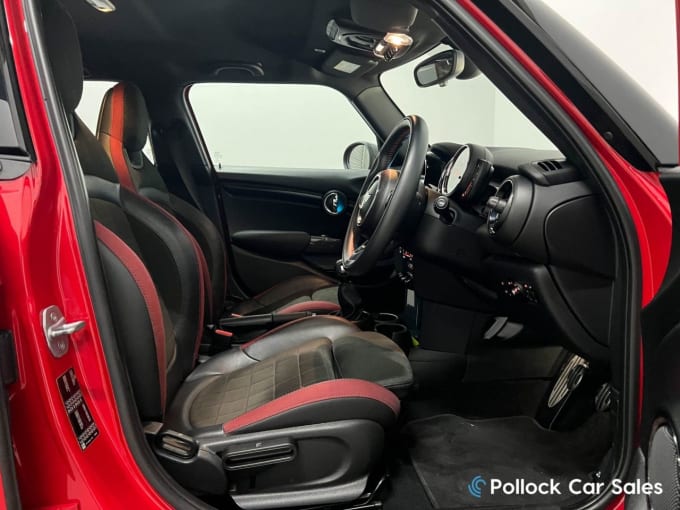 2025 Mini Hatch