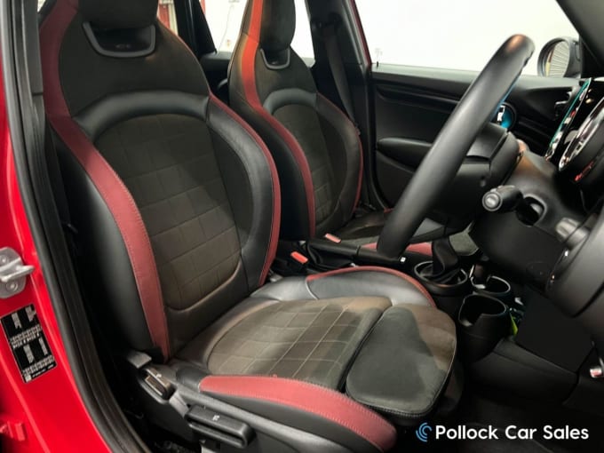 2025 Mini Hatch
