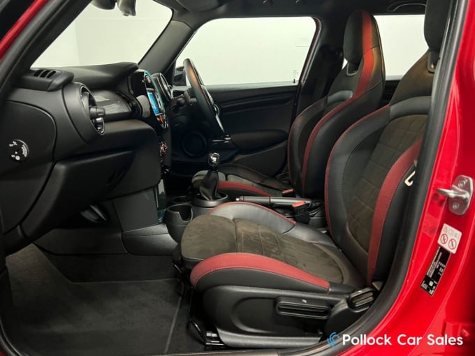 2025 Mini Hatch