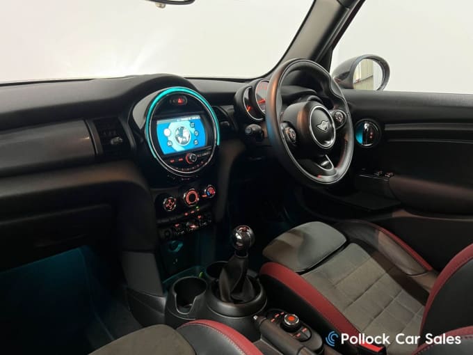 2025 Mini Hatch