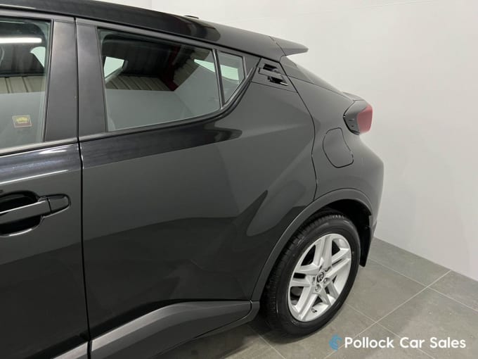 2025 Toyota C-hr