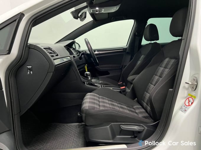 2025 Volkswagen Golf