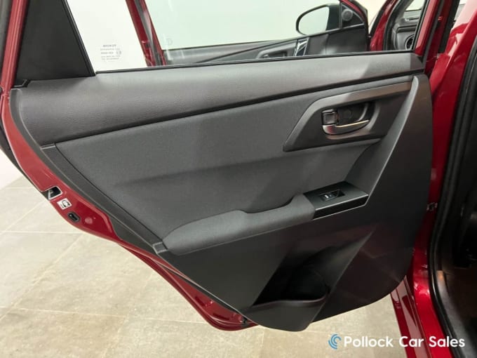 2025 Toyota Auris
