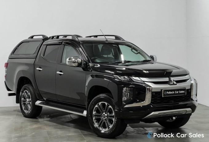 2025 Mitsubishi L200