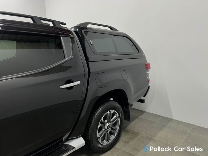 2025 Mitsubishi L200