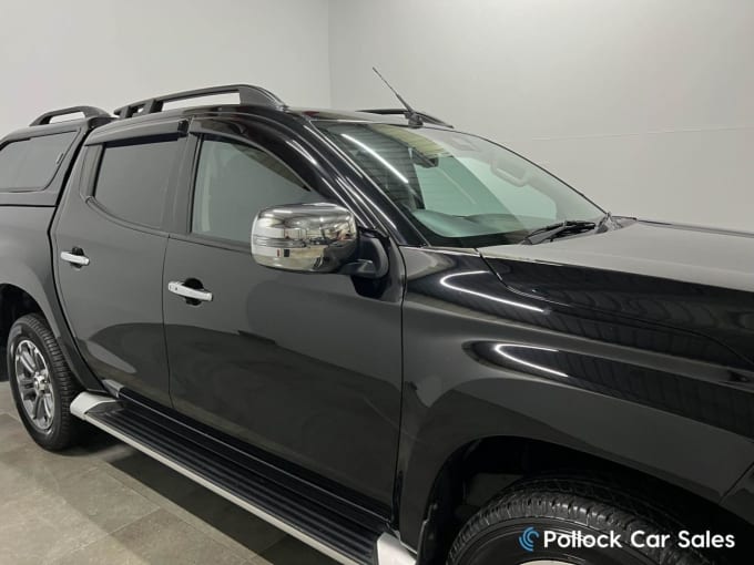 2025 Mitsubishi L200