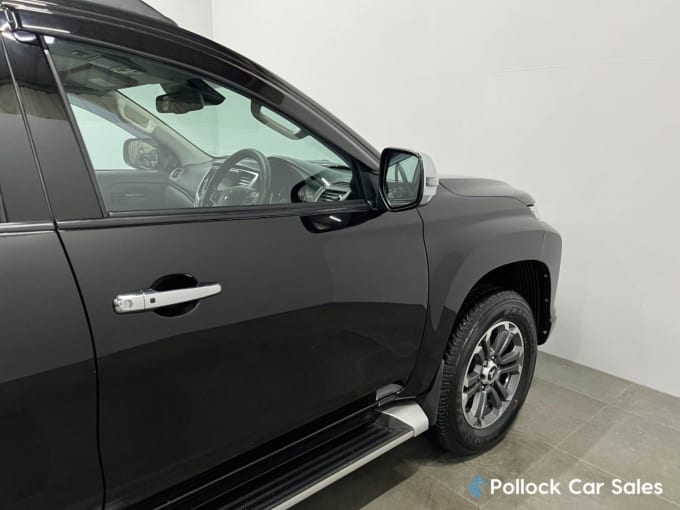 2025 Mitsubishi L200