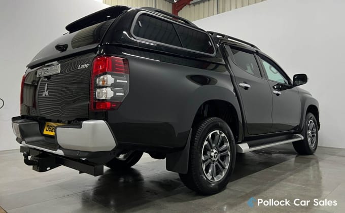 2025 Mitsubishi L200