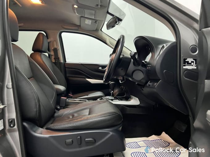 2025 Nissan Navara