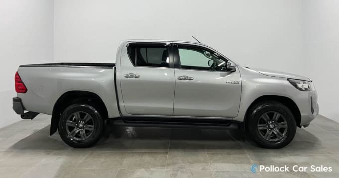 2025 Toyota Hi-lux