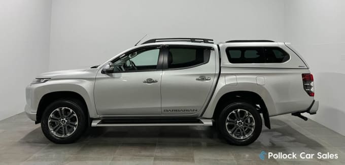 2025 Mitsubishi L200