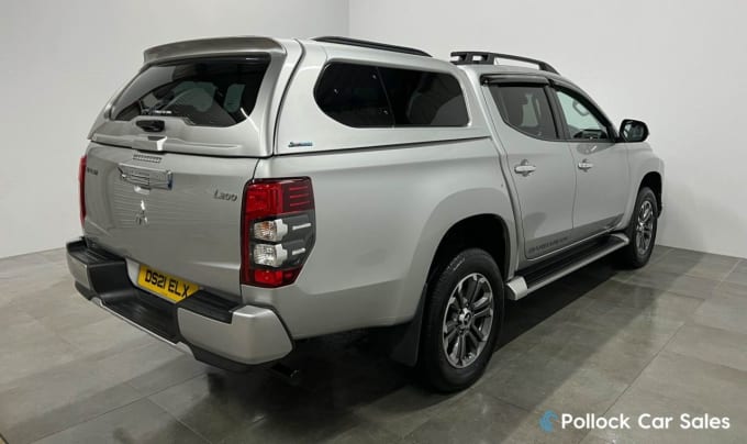 2025 Mitsubishi L200
