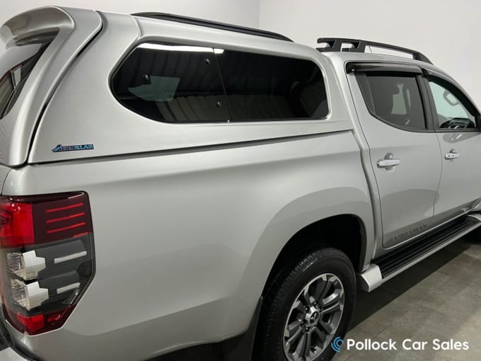 2025 Mitsubishi L200