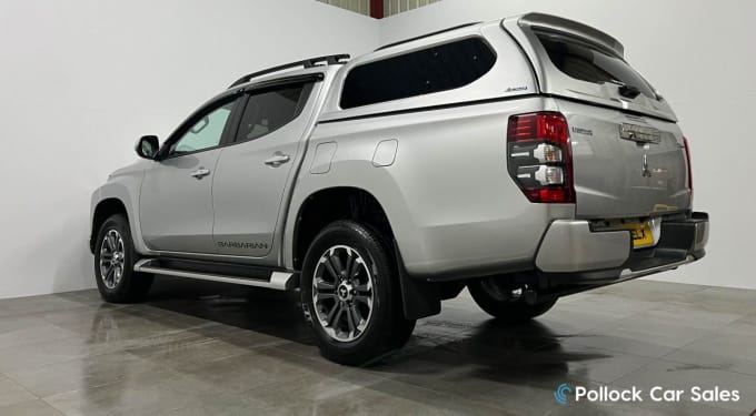 2025 Mitsubishi L200