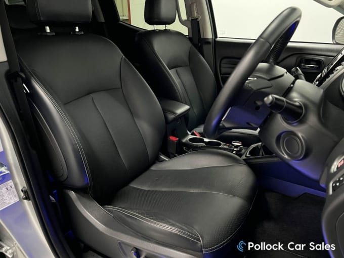 2025 Mitsubishi L200