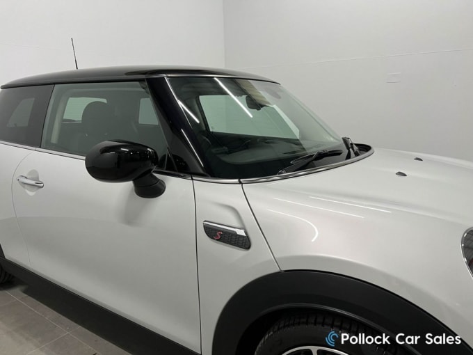 2025 Mini Hatch