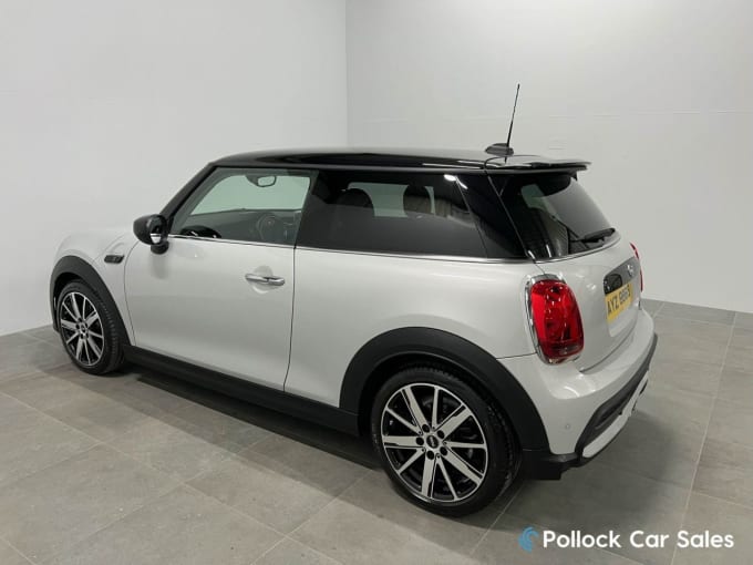 2025 Mini Hatch