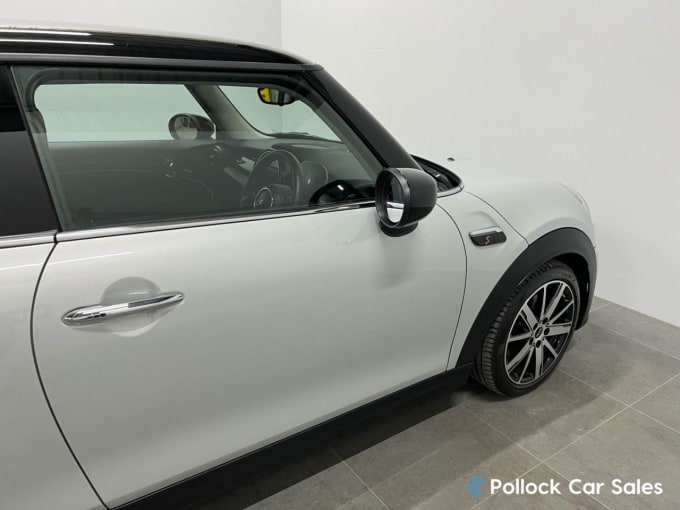 2025 Mini Hatch