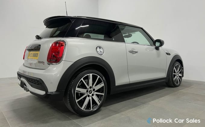2025 Mini Hatch