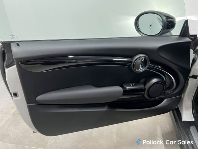 2025 Mini Hatch