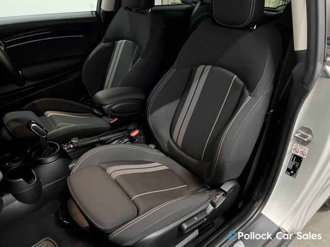 2025 Mini Hatch