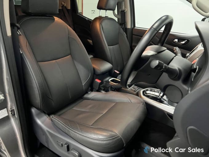2025 Nissan Navara